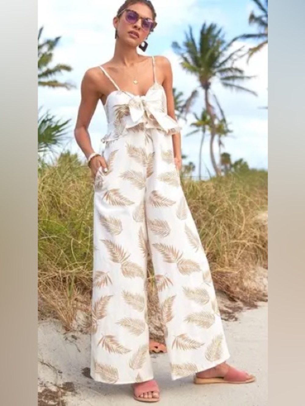 Billabong palm leaf linen like jumpsuit. Cream and off white.